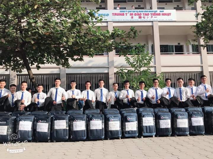 z1327095977804_3d0b485d4cb14a682e02ca3ed15fc800